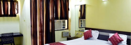 Deluxe AC Room at Hotel Nataraj, Puri